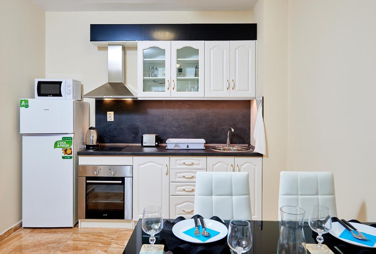 Art Apartments In Pomorie Exterior photo